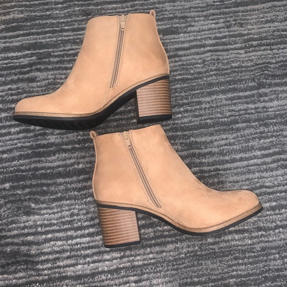 NWT tan booties - Picture 3 of 6